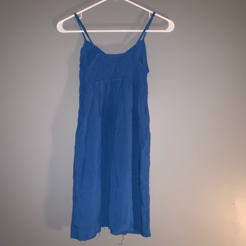 Dress - Picture 2 of 5